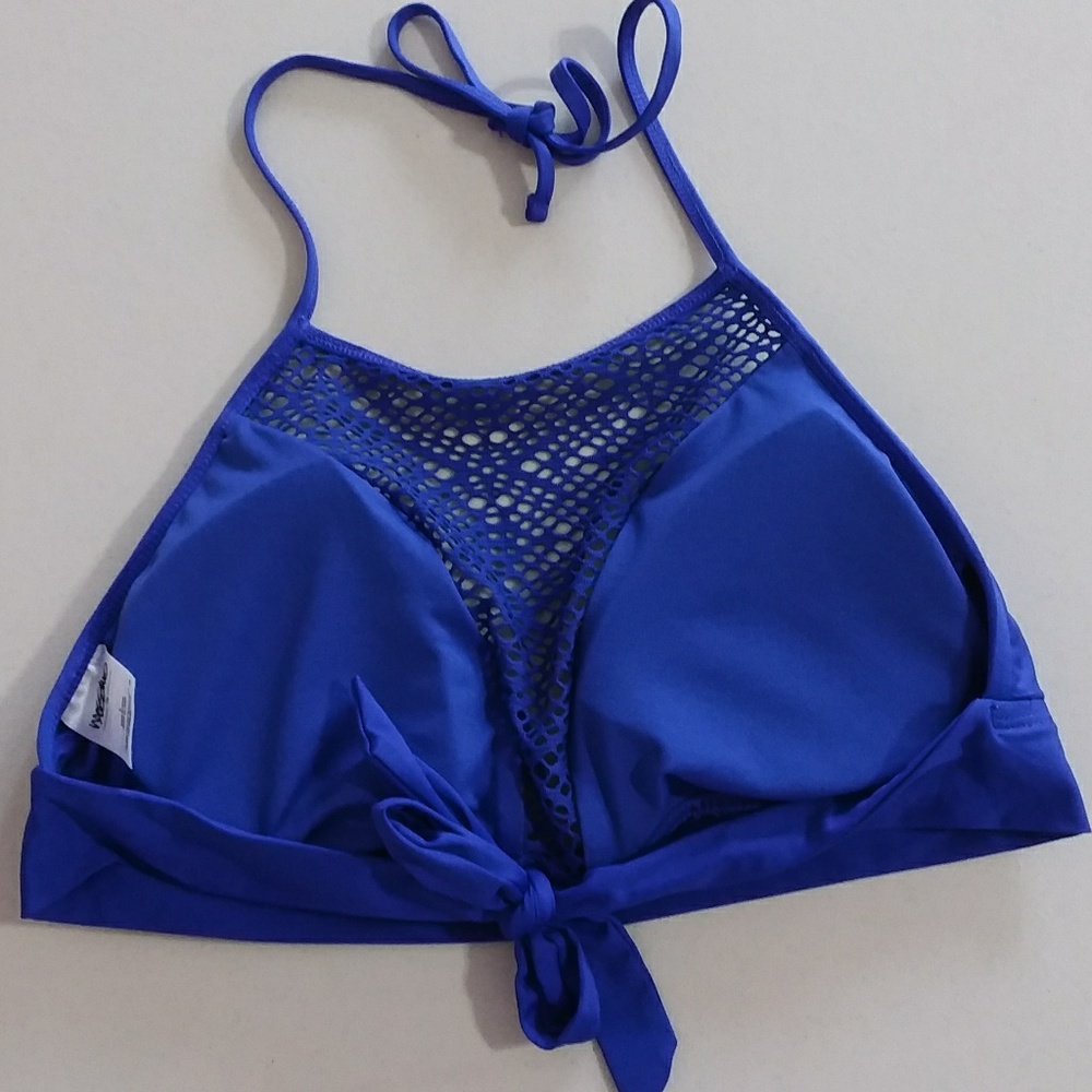 ☆☆SOLD☆☆ Mossimo Halter Style Crochet Bikini Top - Picture 3 of 5
